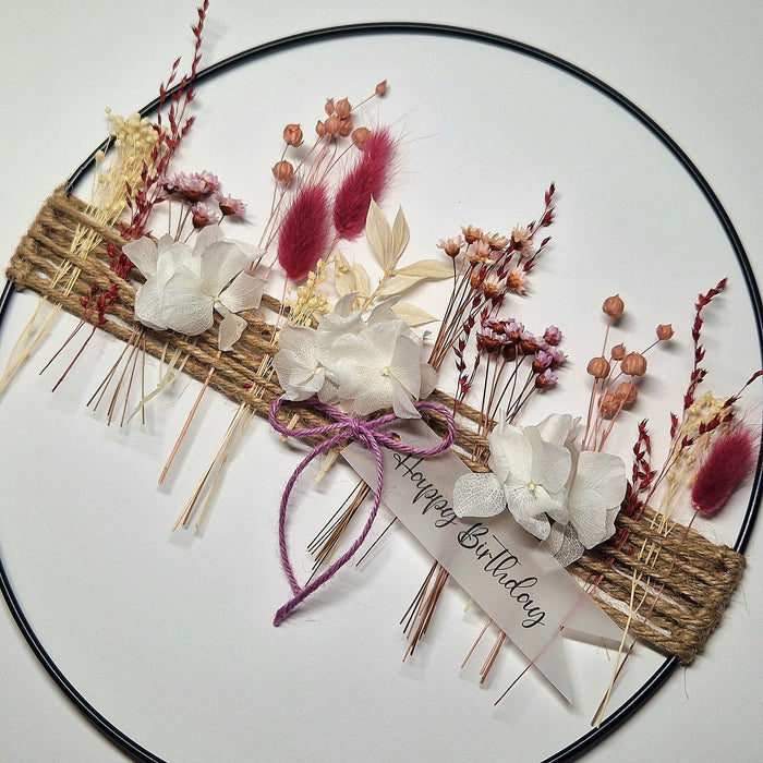 Metallring mit Trockenblumen hortensienpink